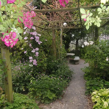 La Haute Gilberdiere Oda ve Kahvaltı 3*