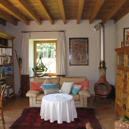 La Haute Gilberdiere Bed & Breakfast 3*