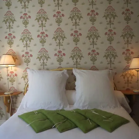 Oda ve Kahvaltı La Haute Gilberdiere