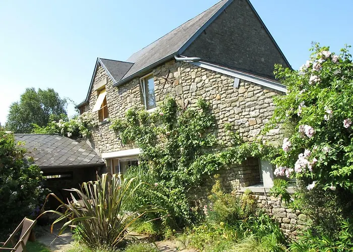 La Haute Gilberdiere לינה וארוחת בוקר 3*